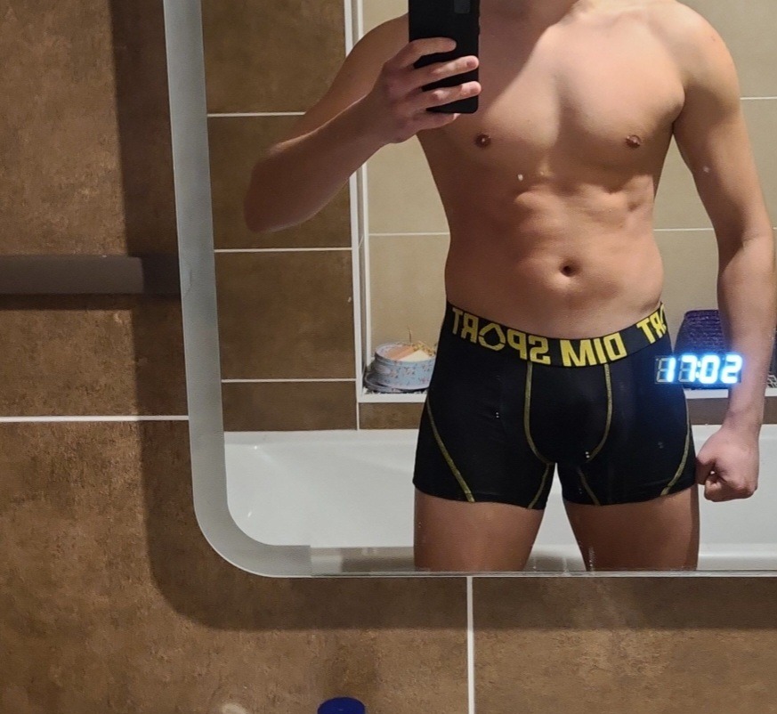 Profilo di Abou-bakr