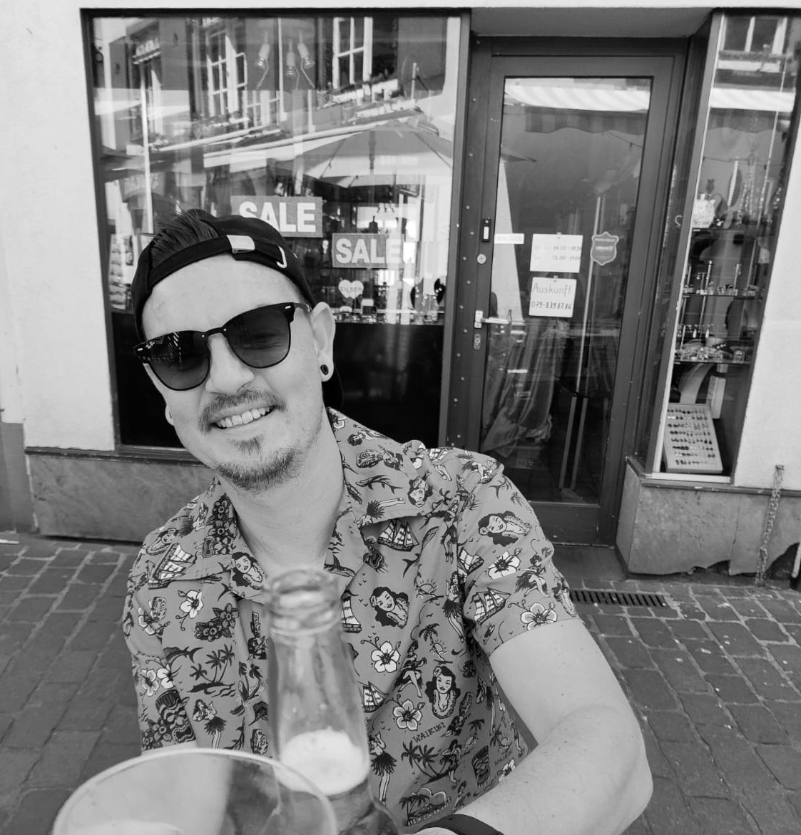 Profilo di Yves-jean