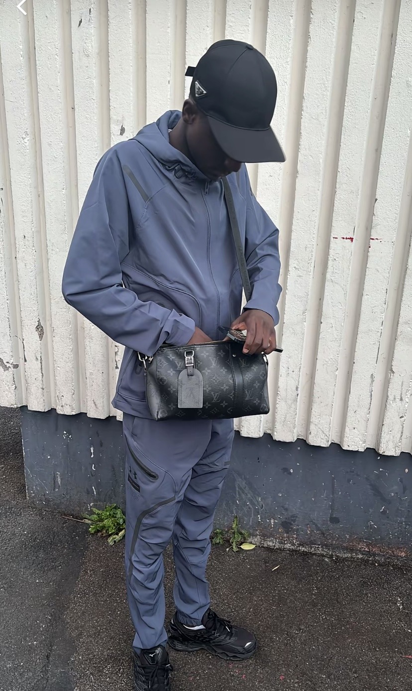 Profilo di Carmelien